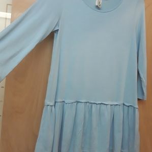 Blue Audge Podge tiered flowy boho top L